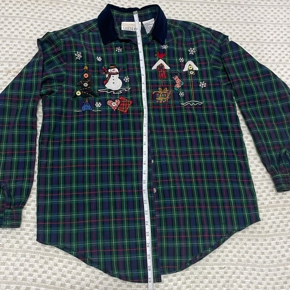 Vintage Holiday Flannel Button Up Shirt - Picture 11 of 13